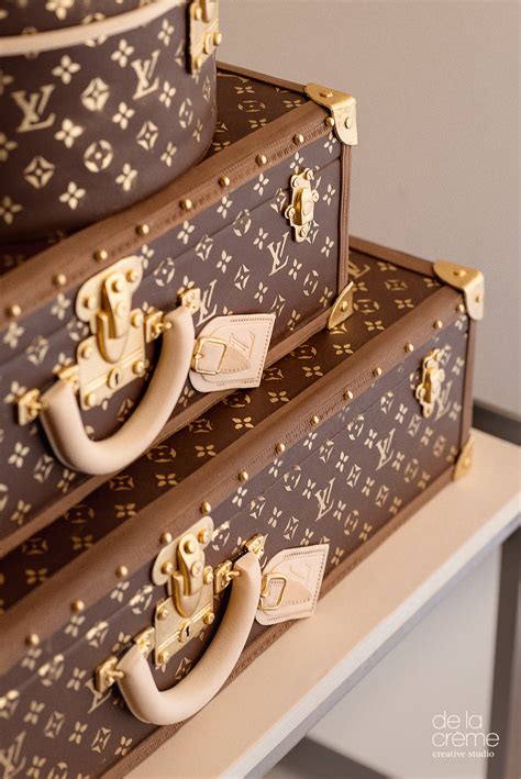 louis vuitton cake houston.